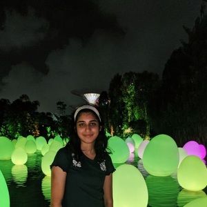 Meet your Posher, Maha